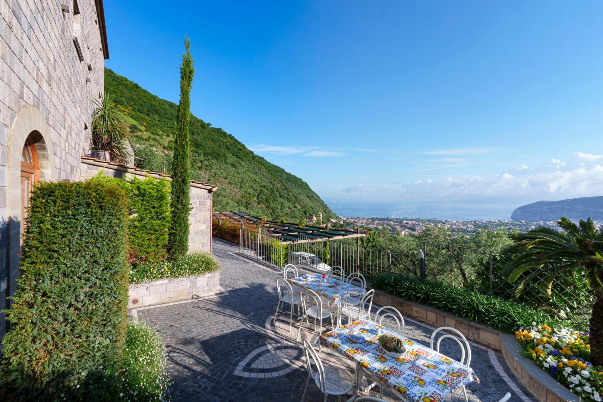Holidays Homes The Dream Sant'Agnello Eksteriør billede